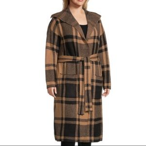 Liz Claiborne Sweater Carmel Plaid